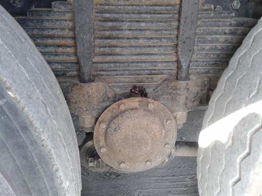 **ขายดาวน์ หัวลาก  MITSUBISHI FUSO FN 627**