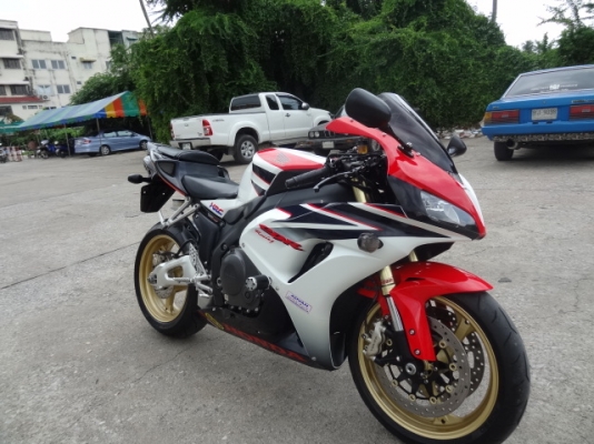 ขายCBR1000RR ปี2007 สีตัวLIMTED HRC เดิมๆมาจากญี่ปุ่น ขายCBR1000RR ปี2007 สีตัวLIMTED HRC เดิมๆมาจากญี่ปุ่น