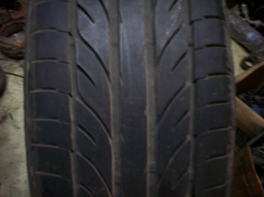 ยางบริดสโตน POTENZA G3 ขนาด225 45 R17 เก่าเก็บ มีเส้นเดียว 500บาท