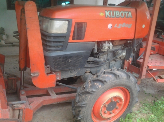 รถไถนา28แรงเครื่องดีสภาพสวยราคาถูกลดแล้ว.  165000บาท