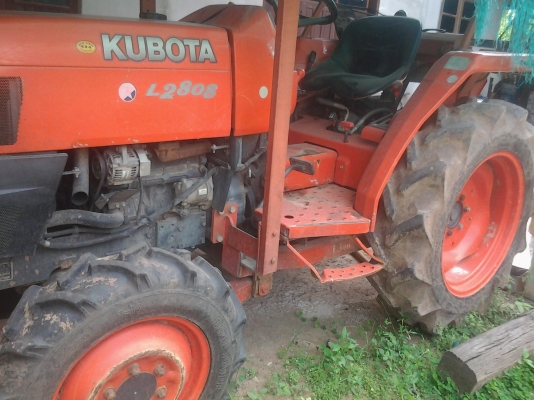 รถไถนา28แรงเครื่องดีสภาพสวยราคาถูกลดแล้ว.  165000บาท