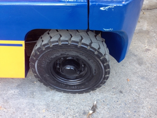 ขายรถยกโตโยต้า TOYOTA 5FD15 ขนาด 1.5 ตัน เครื่องดีเซล งาฮิ้ง (001)