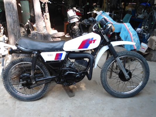 ขายด่วนคับ DT100 ทะเบียนโอน  ติดต่อ 0899809414