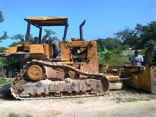 รถแทรคเตอร์ CAT D4H LGP รถสวยกิ๊บ มีทะเบียนครบ