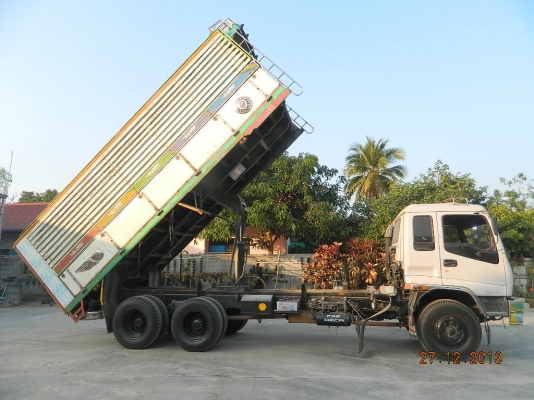 ขาย 10ล้อ 1เพลา ดั้ม ISUZU DECA195 แรงม้า ปี48