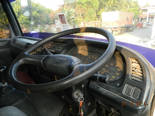 ขาย 10ล้อ 1เพลา ดั้ม ISUZU DECA195 แรงม้า ปี48