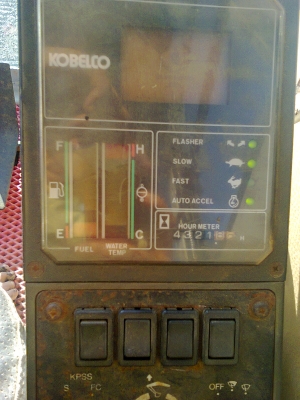 ขายด่วนKOBELCO sk120มาคร์ที ติดระบบหัวลายกระเเทกรถนำเข้าเก่าญี่ปุ่นแท้ไม่เคยใช้งานเมืองไทยเลยชั่วโมงทำงานน้อย 43xx