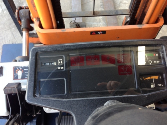 ขายรถยกโตโยต้า TOYOTA 5FD20 ขนาด 2 ตัน เครื่องดีเซล 867 ชั่วโมง (003) ขายรถยกโตโยต้า TOYOTA 5FD20 ขนาด 2 ตัน เครื่องดีเซล 867 ชั่วโมง (003)