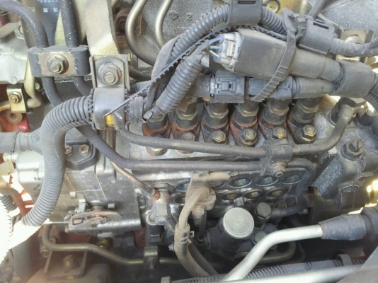 HINO ซีรี่ 500 10ล้อเล็ก หัวMega แค๊ป หัวเล็ก น๊อต6ตัว