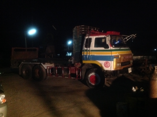 ขายนิสันยูดีcw30เพลาเดียวเครื่องpe6สวยๆ