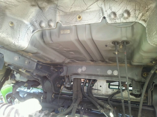 รถโม่10ล้อเล็ก6-7คิว Hino Mega หัวแค๊ป น๊อต6ตัว 2เพลา 6x4 มีระบบDL