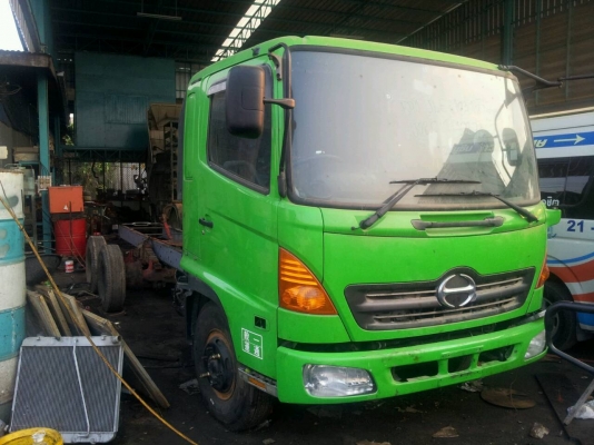 รถโม่10ล้อเล็ก6-7คิว Hino Mega หัวแค๊ป น๊อต6ตัว 2เพลา 6x4 มีระบบDL