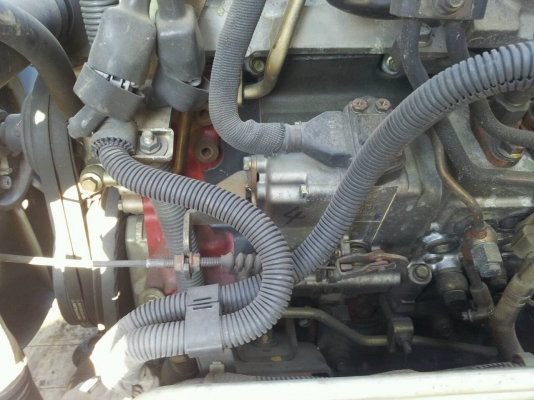 รถโม่10ล้อเล็ก6-7คิว Hino Mega หัวแค๊ป น๊อต6ตัว 2เพลา 6x4 มีระบบDL