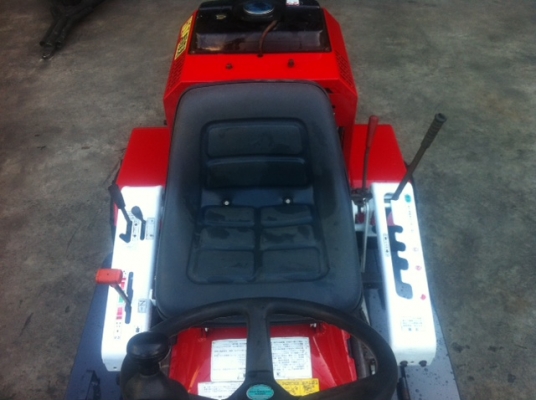 ขายรถตัดหญ้านั่งขับ Orec RM95