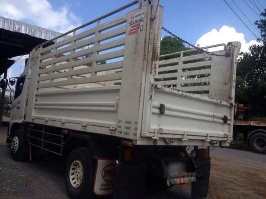 รถฮีโน่ 6 ล้อดั้ม 150 แรงม้า ปี 53  ( รถวิ่ง 57,xxx กม. )  สนใจติดต่อ 081 - 6079515