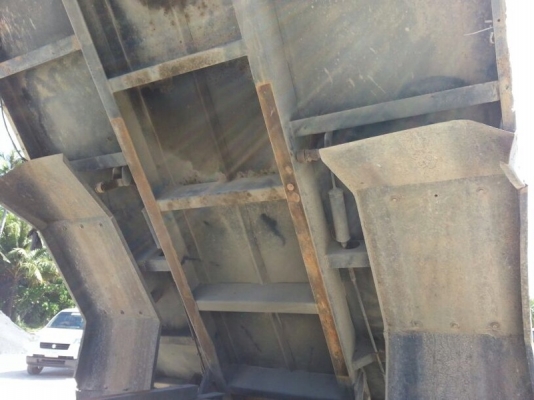 รถฮีโน่ 6 ล้อดั้ม FG1J  220 แรงม้า ปี 50  ( รถวิ่ง 243,xxx กม. )  สนใจติดต่อ 081 - 6079515