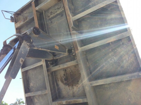 รถฮีโน่ 6 ล้อดั้ม FG1J  220 แรงม้า ปี 50  ( รถวิ่ง 243,xxx กม. )  สนใจติดต่อ 081 - 6079515