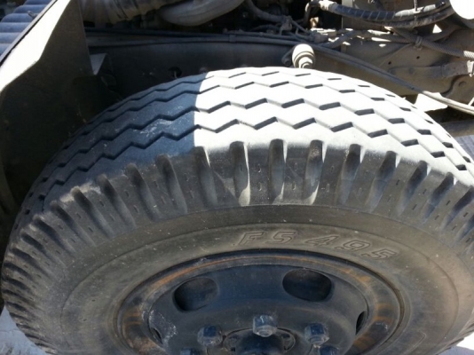 รถฮีโน่ 6 ล้อดั้ม FG1J  220 แรงม้า ปี 50  ( รถวิ่ง 243,xxx กม. )  สนใจติดต่อ 081 - 6079515