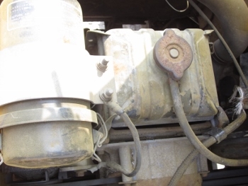 ขาย-รถบรรทุกล้อยาง Dumper เครื่องยนต์ดีเซล 2 สูบ MITSUBISHI: DD150  ขับเคลื่อน 8 ล้อ ยกดั๊มไฮโดรลิค