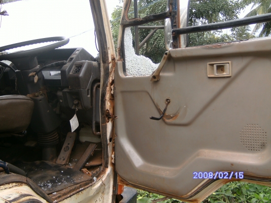 ขายด่วนรถสิบล้อFN527TDชีL1325ดรั้มเครืองเดิมเกียร์เดิม