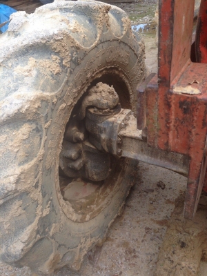 ขายรถไถ KUBOTA 8030 เพลาในเกียร์ธรรมดา สนใจโทร 0819701072