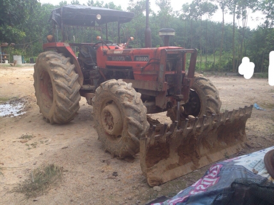 ขายรถไถ KUBOTA 8030 เพลาในเกียร์ธรรมดา สนใจโทร 0819701072