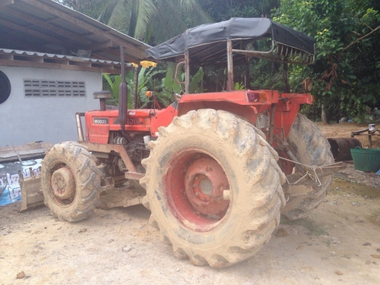 ขายรถไถ KUBOTA 8030 เพลาในเกียร์ธรรมดา สนใจโทร 0819701072