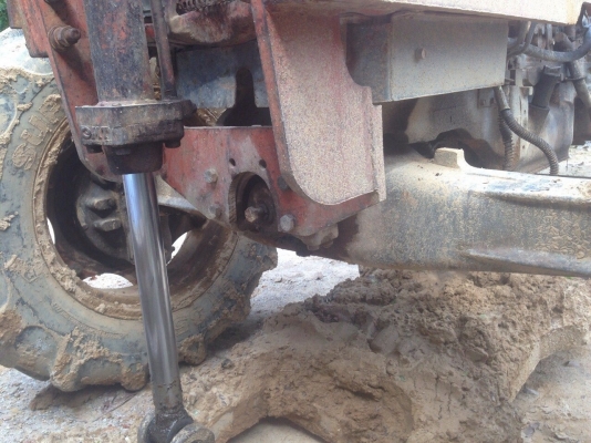ขายรถไถ KUBOTA 8030 เพลาในเกียร์ธรรมดา สนใจโทร 0819701072