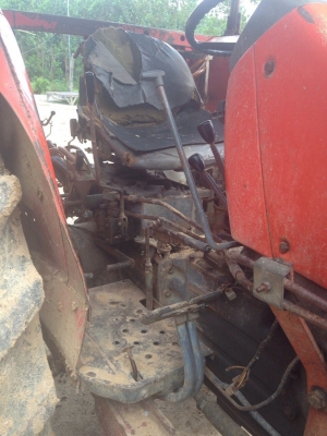 ขายรถไถ KUBOTA 8030 เพลาในเกียร์ธรรมดา สนใจโทร 0819701072