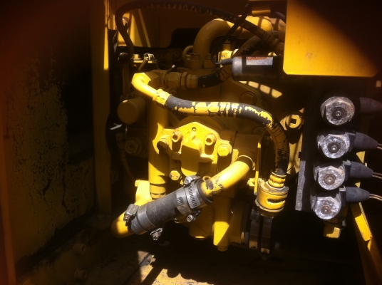 ขายด่วน KOMATSU PC120-6  รถนำเข้ายังไม่เคยใช้งานในไทย