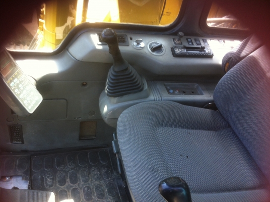 ขายด่วน KOMATSU PC120-6  รถนำเข้ายังไม่เคยใช้งานในไทย