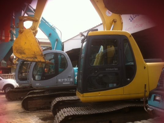 ขายด่วน KOMATSU PC120-6  รถนำเข้ายังไม่เคยใช้งานในไทย