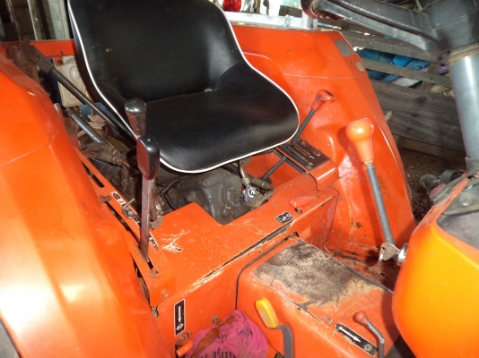 ขายราคา225000บาท รถไถคูโบต้า34แรง มีดันหน้า พร้อมผานหลัง