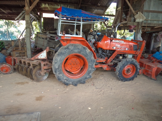 ขายราคา225000บาท รถไถคูโบต้า34แรง มีดันหน้า พร้อมผานหลัง