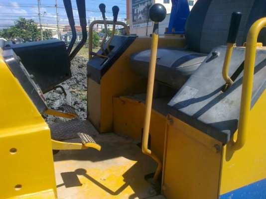 ขายรถแทรคเตอร์ Komatsu D20P-6 รถสวยสภาพพร้อมใช้งาน
