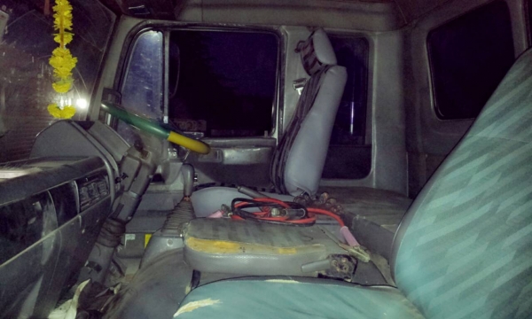 ขายสิบล้อเพลาเดียว195กะบะยาว6.50เมตร