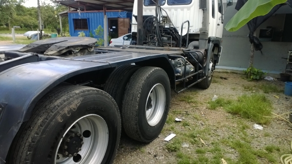 10ล้อหัวลากHINO FM2P เครื่องP11C รถห้างแท้ เดิมๆ สวยมาก ยางสวย