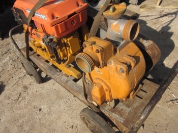 ขาย- เครื่องปั๊มน้ำ สูบน้ำ KUBOTA: E7-N เครื่องยนต์ดีเซล ท่อ 3.5 นิ้ว ขนาด 7 แรง