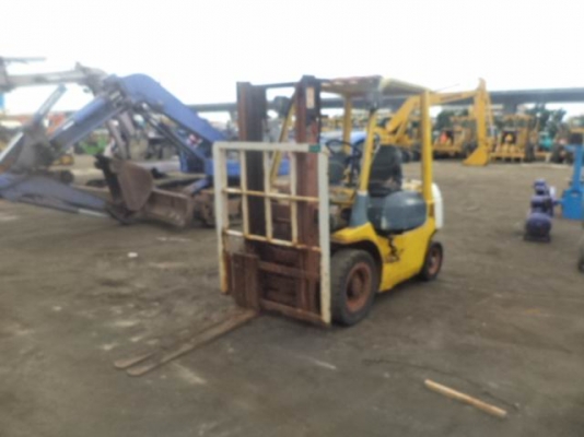 ขาย TOYOTA 7FD20ขนาด2ตัน เสา3เมตร เกียร์ธรรมดา เครื่องดีเซล2Z ราคาต่อรองได้