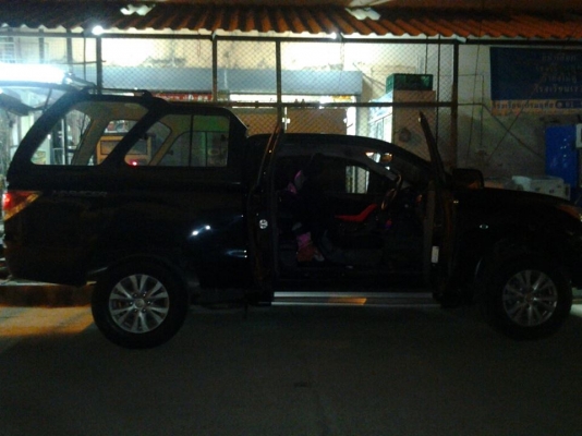 ราคาดาวน์80,000 บาทขายดาวน์รถบ้าน มาสด้าบีที50 โปร แต่งเครื่องเสียงพร้อม มีแครีบอย ไฟเดไลท์  รถ10เดือน โทร0845270148และ0878251066