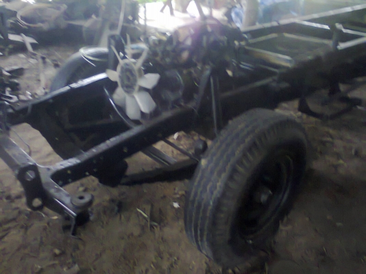 ขายรถบรรทุก4ล้อกลาง ISUZU ประกอบใหม่ทั้งคัน พร้อมทะเบียน