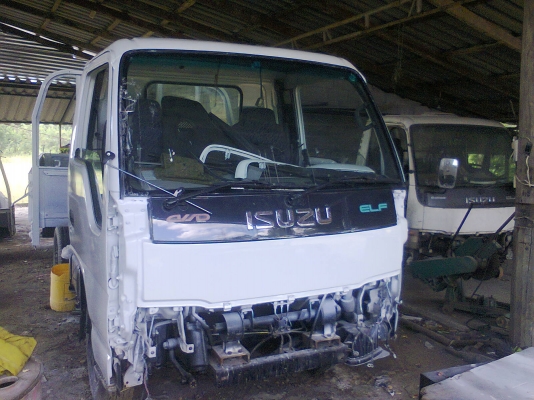 ขายรถบรรทุก4ล้อกลาง ISUZU ประกอบใหม่ทั้งคัน พร้อมทะเบียน