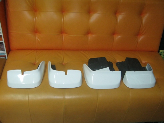 ขาย บังโคลน ของ HONDA CIVIC FD ของเเท้ ของใหม่