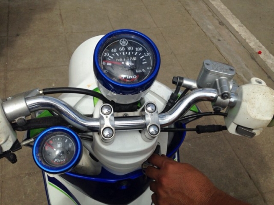 ขาย ฟิโน่ ปี2012 พร้อมเล่มทะเบียนเหมาะแก่การบิ้วลงสนาม