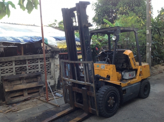 ขายโฟคลีฟTCM 3Ton เสา4 เมตร ขายโฟคลีฟTCM 3Ton เสา4 เมตร