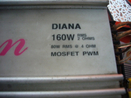 ขายเพาเวอร์แอมป์  500 บาท