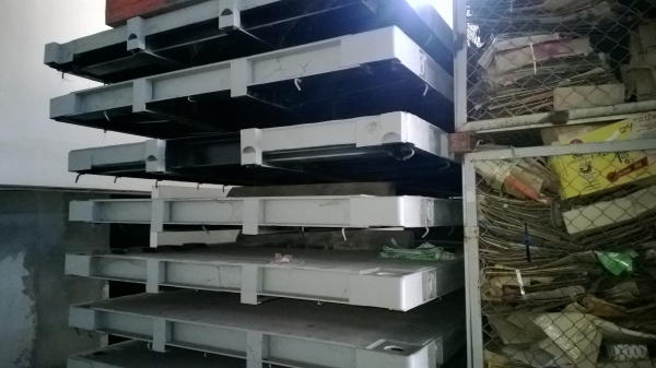 พื้นเรียบของ10ล้อหรือหางพ่วง ได้ทุกรุ่น ยาว6.5 ม.(มี9อัน) ขายอันละ8หมื่น พื้นเรียบของ10ล้อหรือหางพ่วง ได้ทุกรุ่น ยาว6.5 ม.(มี9อัน) ขายอันละ8หมื่น