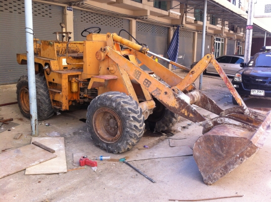 ขายแมคโคKomatsu PC40-6และรถตักKomatsu ขายด่วนๆรถใช้งานได้