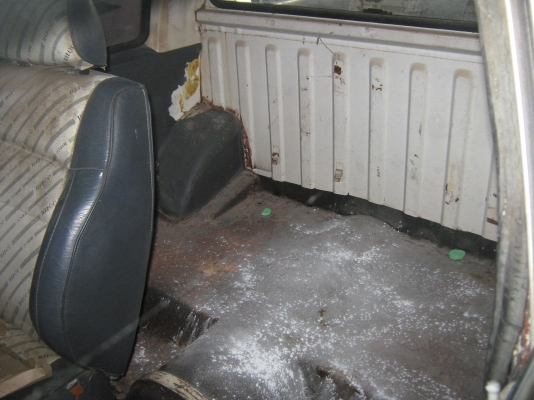 ขายรถมาสด้าเก๊าเก่า 25000 มาเอาเลยครับ