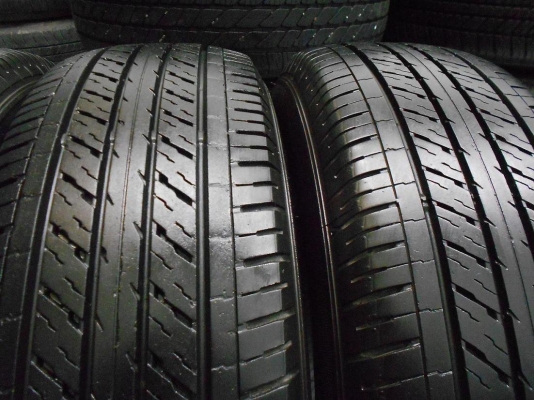 ขายยาง Dunlop 215/65/16 ปลายปี 10 ดอกสวย วิ่งน้อย ไม่มีปะ 1 ชุด/ใส่-ถ่วงฟรีค่ะ